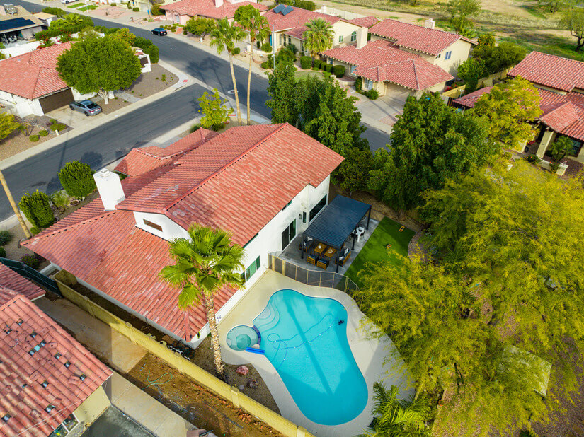 Fully furnished home with Pool and Spa 