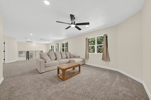 408 Meadowbrook Dr
