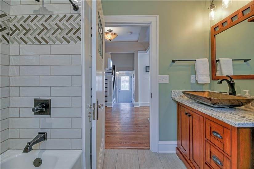 Furnished Executive Home in Bayview, WI