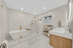 408 Meadowbrook Dr