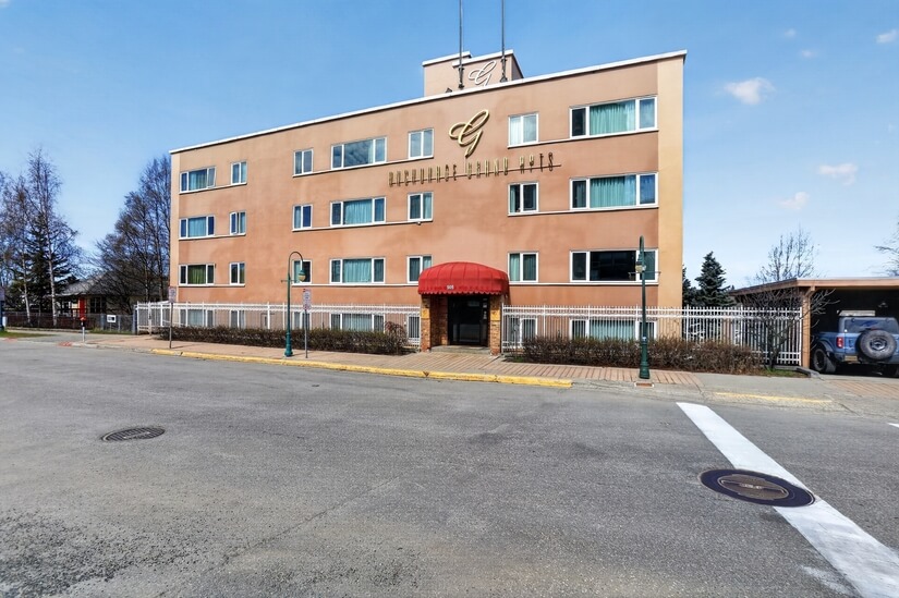 Anchorage Grand Apartments