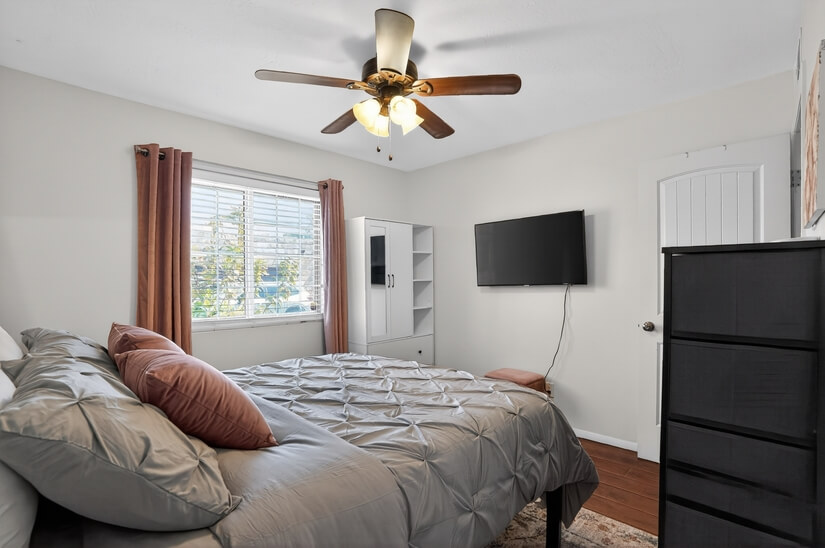 Furnished 2 bedroom