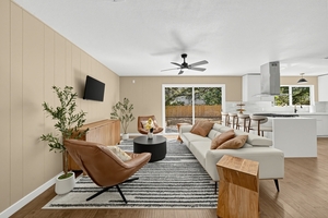 408 Meadowbrook Dr