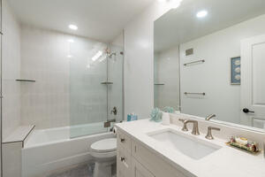 Bathroom2