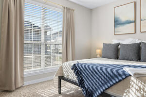 Walk to AM and Northgate King Beds Patio