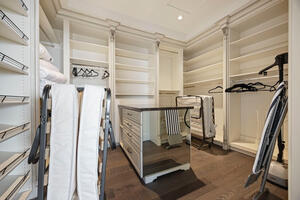 Vancouver Executive Luxury Home w/ View