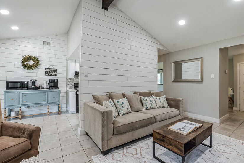 Pet- Family- Military- Medical-Friendly