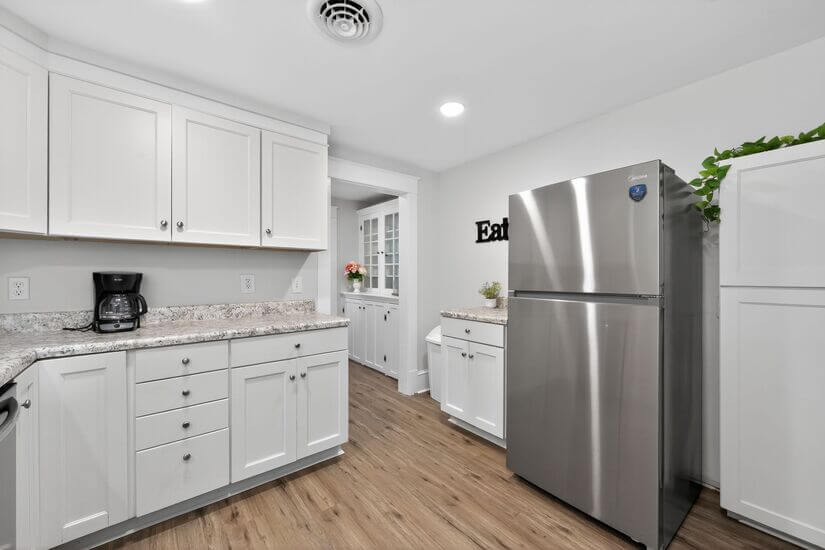 Bristol Furnished Single Story w Office