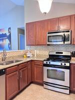 Furnished 2BD2BA Glen Ellyn Condo Garage