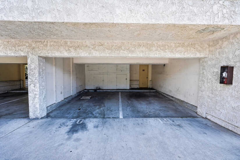 Furnished 2 Bedroom Corporate Rental