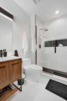 Boutique 3 Bed 2 Bath