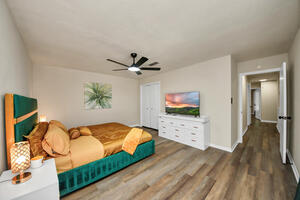 Morden 5BR Home with Game Room