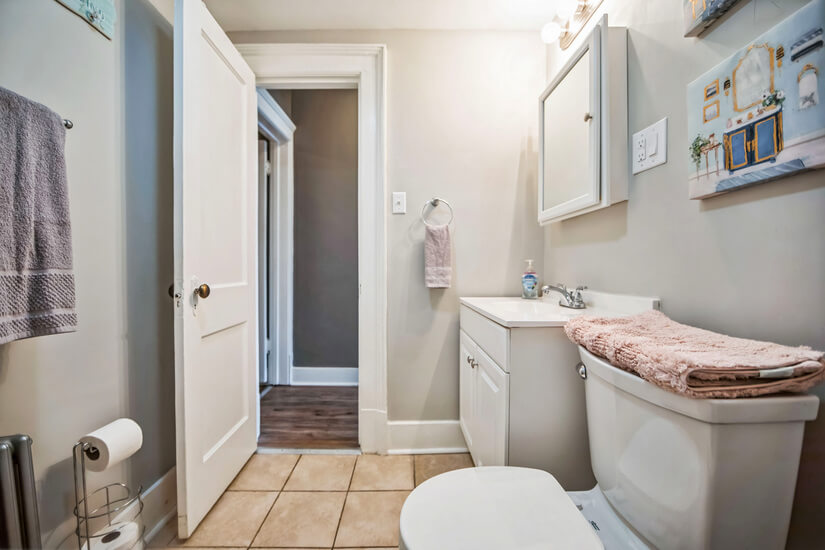 Fully Furnished Downtown Schenectady Uni