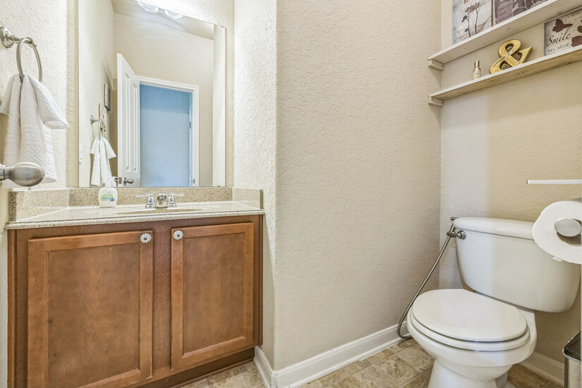 Culdesac Corner House