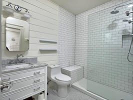 Shoreline Property 5br