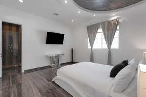 Luxury Oasis Private Home Pool Spa House