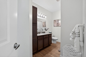  Furnished 1BR for Business Stays