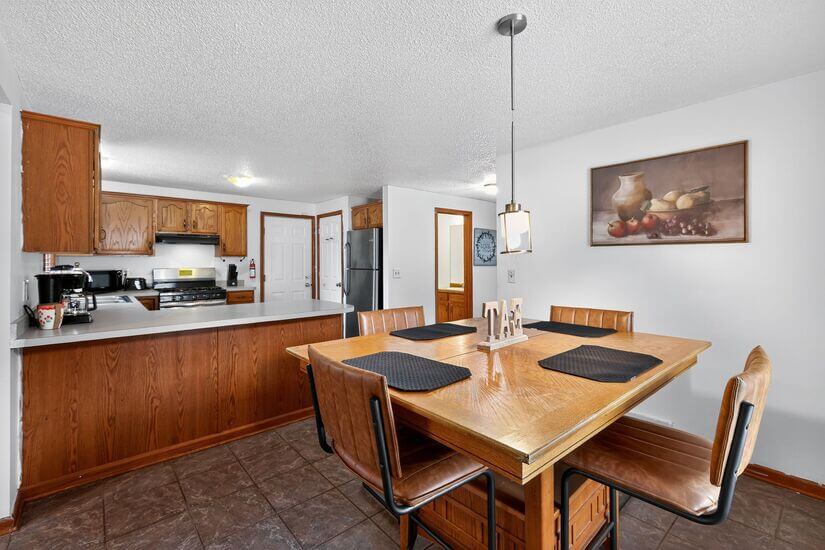 Three Bedroom Furnished in Buffalo