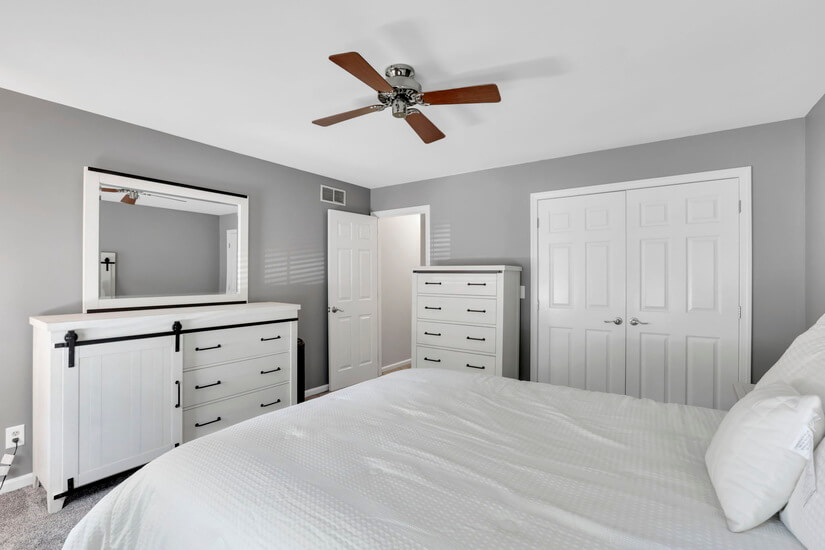 Fully Furnished home rental Zainesville