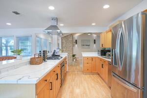Large Kitchen perfect for entertaining
