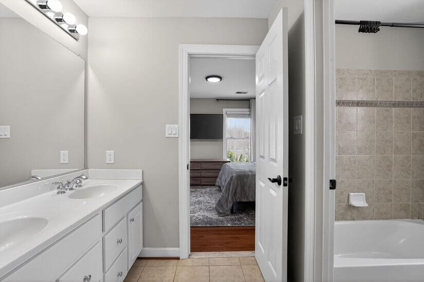 Furnished Executive Home in Boonsboro MD