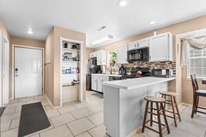 Breakfast bar
