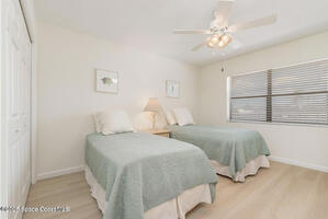 master bed room