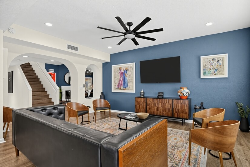 Fully furnished home with Pool and Spa 