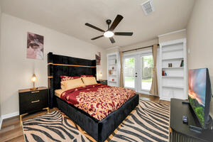 Queen bedroom