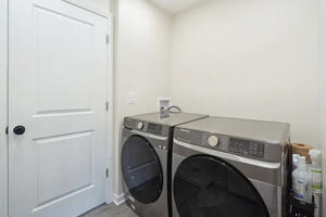Stunning 3BR Newly Renovated Home 