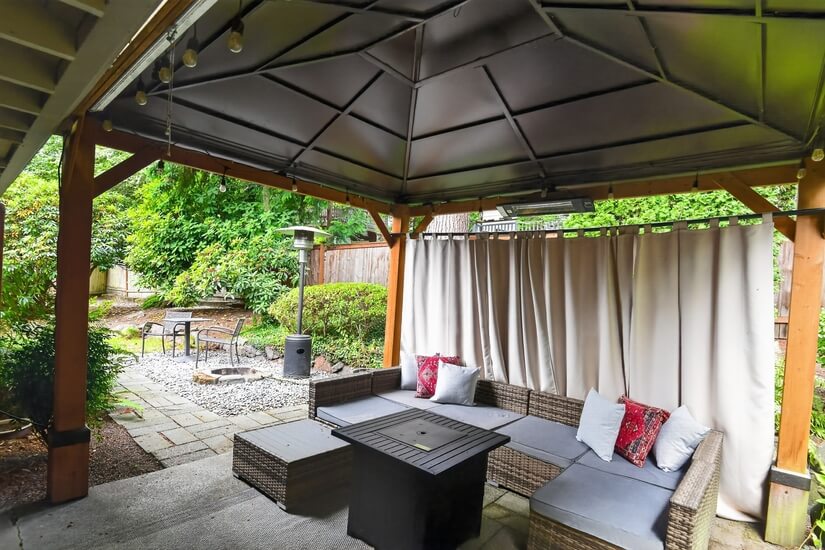 Charming Totem Estates Retreat Tech Wine