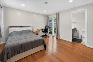 Master Bedroom-2