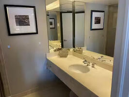 Stuido - bathroom