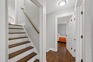 1119 Nichols LN 