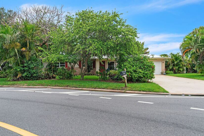 Satellite Beach FL Furnished Home Office