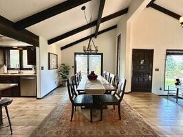 Dinning room table