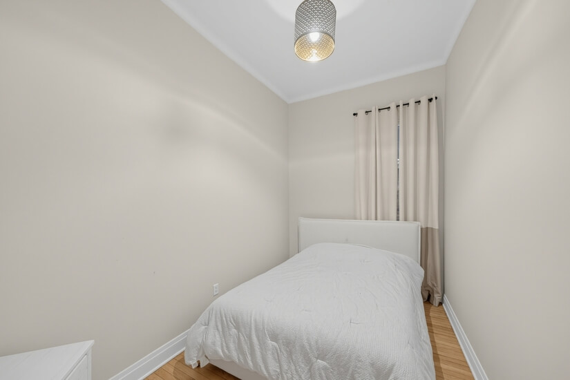Fully Furnished Unit in Chicago