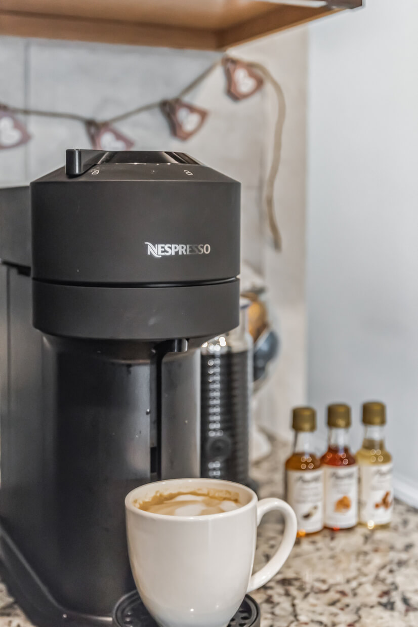 Pet Family Friendly Large Modern 5 Bed