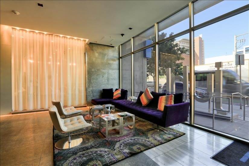 Beautifully Appointed 1 Bdm Condo 9th fl