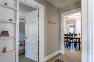 Cozy 3BR Westchester Home 30m to city