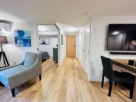 Private 1 BDRM Garden Suite with Parking