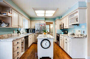 Fully Furnished Executive Rental 