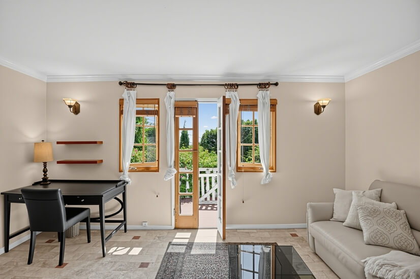 Guest House in West Hollywood Hills CA