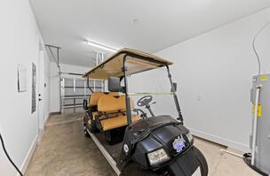 Beautifully Designed Modern Townhome