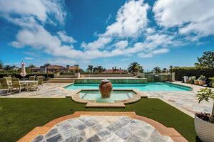 Luxury 6B65B Ocean view House