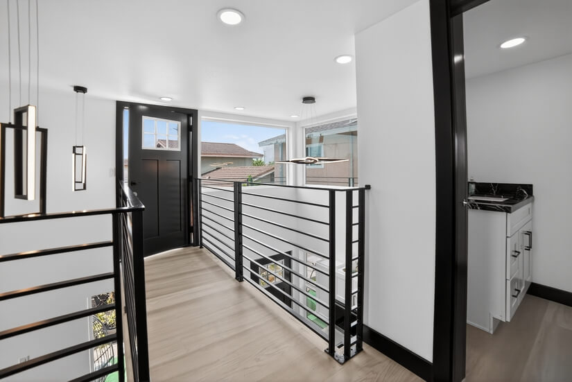 New 2 bed 2 bath ADU with Balcony