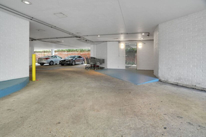 3Bed 2Bath on St Charles-Garden District