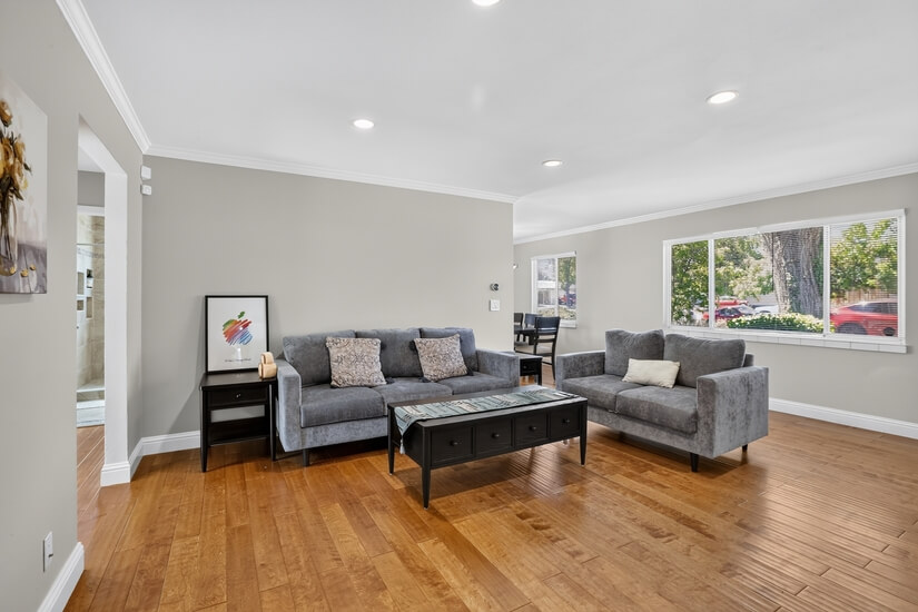 Fully Furnished 3 Bed 2 Bath 1 Office