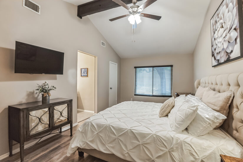 Pet- Family- Military- Medical-Friendly