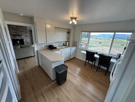 Quiet and Beautiful Home In WA